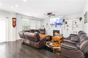 1044 Simonton Hill Ct, Lawrenceville, GA 30045 - Photo 5