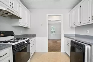 11747 Spring Lake Way, Fayetteville, GA 30215 - Photo 13