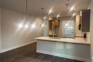 584 Walnut Crk Pkwy, Pendergrass, GA 30567 - Photo 9