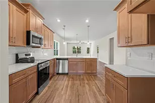 584 Walnut Crk Pkwy, Pendergrass, GA 30567 - Photo 11