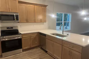 584 Walnut Crk Pkwy, Pendergrass, GA 30567 - Photo 11