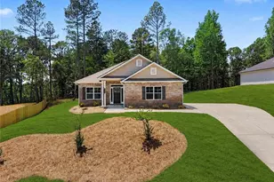 584 Walnut Crk Pkwy, Pendergrass, GA 30567 - Photo 1