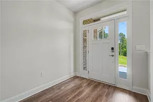 584 Walnut Crk Pkwy, Pendergrass, GA 30567 - Photo 5