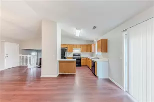 2123 Lown Farm Ln, Lithonia, GA 30058 - Photo 11