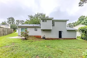 2123 Lown Farm Ln, Lithonia, GA 30058 - Photo 35