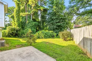 2123 Lown Farm Ln, Lithonia, GA 30058 - Photo 33