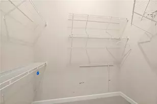 711 Cosmopolitan Dr NE, Atlanta, GA 30324 - Photo 15