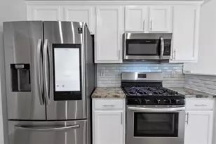 4913 Berkeley Oak Cir, Peachtree Corners, GA 30092 - Photo 11