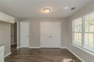 7133 Pineview Dr SW, Covington, GA 30014 - Photo 11