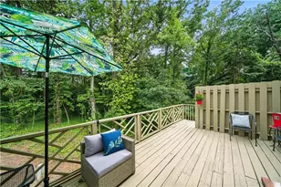 44 Mt Vernon Cir, Sandy Springs, GA 30338 - Photo 3