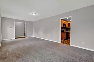 135 Melanie Ct, Atlanta, GA 30349 - Photo 29