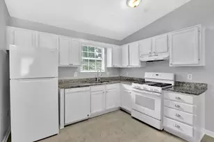 5598 Emerald Glen, Stone Mountain, GA 30088 - Photo 5