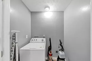 1328 Kimlie Ln, Decatur, GA 30035 - Photo 23