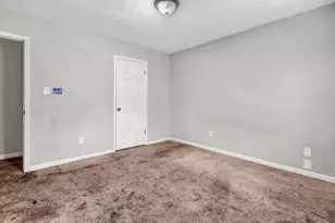 274 Park Ridge Ct, Riverdale, GA 30274 - Photo 5