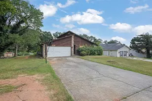 274 Park Ridge Ct, Riverdale, GA 30274 - Photo 3