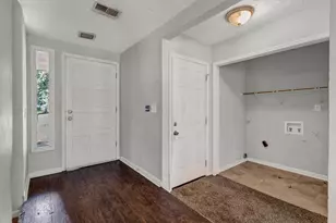 274 Park Ridge Ct, Riverdale, GA 30274 - Photo 11