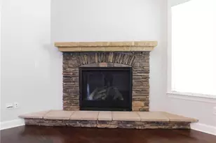 330 La Perla Dr, Sugar Hill, GA 30518 - Photo 17