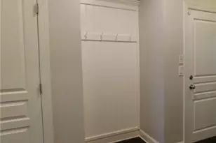 330 La Perla Dr, Sugar Hill, GA 30518 - Photo 9