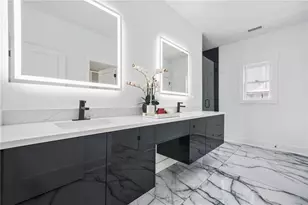 718 Cascade Ave, Atlanta, GA 30310 - Photo 3