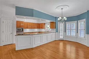 5015 Shadow Path Ln SW, Lilburn, GA 30047 - Photo 5