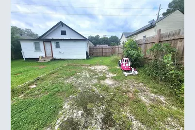 303 Carleeta Street, Barnesville, GA 30204 - Photo 31