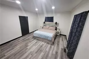 303 Carleeta St, Barnesville, GA 30204 - Photo 15