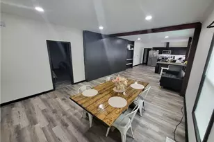 303 Carleeta St, Barnesville, GA 30204 - Photo 5