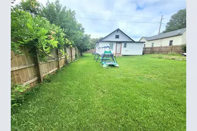 303 Carleeta Street, Barnesville, GA 30204 - Photo 35