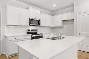 6745 Leigh St, Flowery Branch, GA 30542 - Photo 11