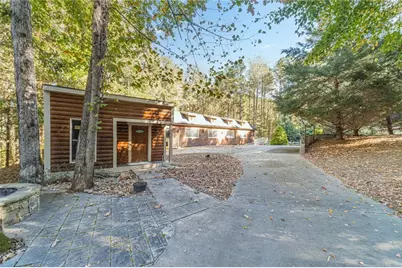 2431 Rabbit Farm Circle, Loganville, GA 30052 - Photo 9