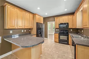 7913 Pea Ridge Rd, Lula, GA 30554 - Photo 11