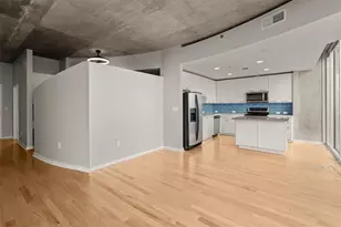 3324 Peachtree Rd NE, Atlanta, GA 30326 - Photo 3