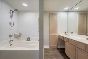 3777 Peachtree Rd NE, Atlanta, GA 30319 - Photo 23