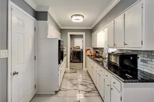 5521 Joeclay Dr, Stone Mountain, GA 30088 - Photo 15