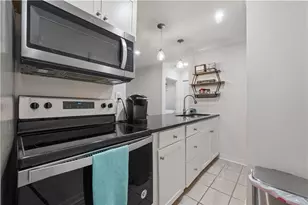 300 Peachtree St NE, Atlanta, GA 30308 - Photo 3