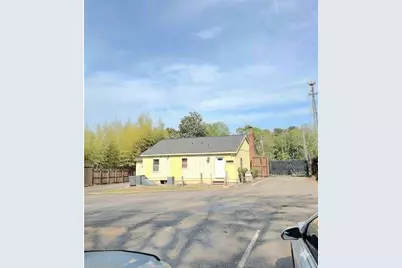 155 E Crogan Street E, Lawrenceville, GA 30046 - Photo 3