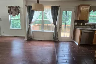 3811 Roxfield Dr, Buford, GA 30518 - Photo 7