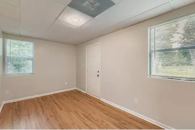 5455 Red Berry Lane SW, Atlanta, GA 30331 - Photo 23