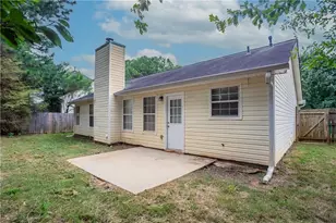 6384 Stonebridge Creek Ln, Lithonia, GA 30058 - Photo 29