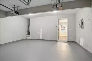 6384 Stonebridge Creek Ln, Lithonia, GA 30058 - Photo 17