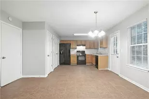 6384 Stonebridge Creek Ln, Lithonia, GA 30058 - Photo 13
