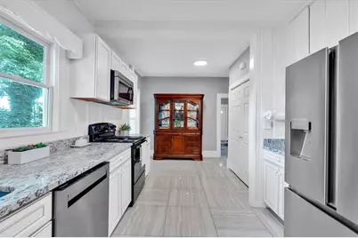 8 S Hughes Street SW, Rome, GA 30165 - Photo 7