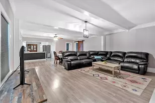 8 S Hughes Street SW, Rome, GA 30165 - Photo 11