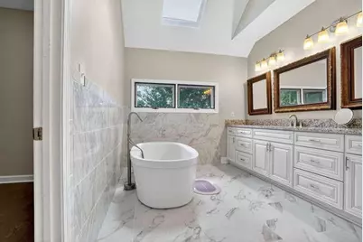 2551 E Maddox Road, Buford, GA 30519 - Photo 15