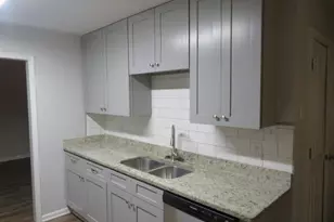 296 Bromack Dr SE, Atlanta, GA 30315 - Photo 7