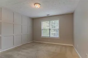 6001 Devonshire Dr, Flowery Branch, GA 30542 - Photo 27