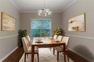 6001 Devonshire Dr, Flowery Branch, GA 30542 - Photo 5