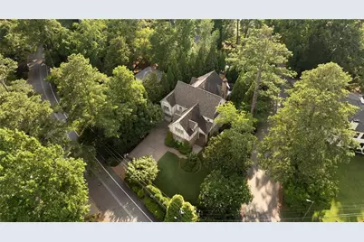 4136 N Stratford Road NE, Atlanta, GA 30342 - Photo 77