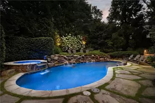 4136 N Stratford Rd NE, Atlanta, GA 30342 - Photo 3