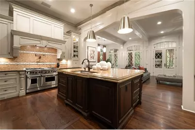 4136 N Stratford Road NE, Atlanta, GA 30342 - Photo 19